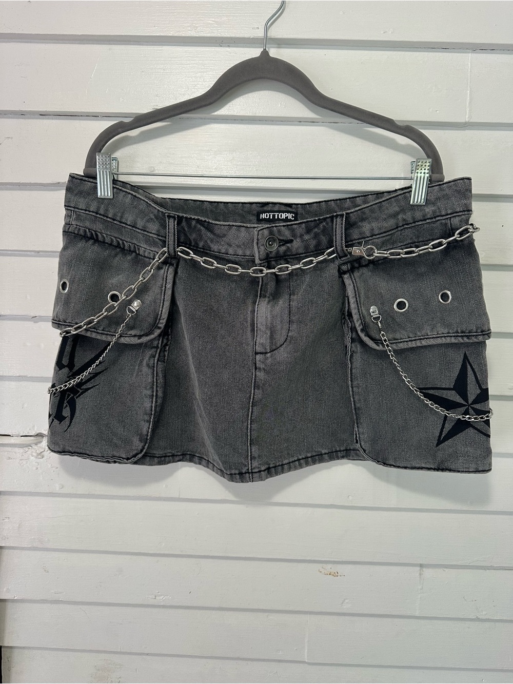 Hot Topic Gray Washed Denim Mini Skirt with Chain and Star Graphics